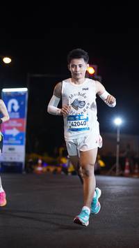 BIB: 42040
                            <button type="button" onclick="openModal(23090525)" class="btn btn-primary btn-sm float-right btn-popup" data-toggle="modal" data-target=".modal-high-quality">
                        <i class="fas fa-shopping-cart"></i> Add to Cart
                    </button>
                                            <button type="button" onclick="isThisMe(23090525, true)" class="btn btn-success btn-sm float-right btn-popup btn-isme hidden" data-toggle="tooltip" data-placement="bottom" title="นี่คือรูปของคุณใช่ไหม คลิกที่นี่เพื่อเอาเข้าอัลบั้ม">
                        <i class="fas fa-plus"></i> Add to album
                    </button>
                    <button type="button" onclick="isThisMe(23090525, false)" class="btn btn-warning btn-sm float-right btn-popup btn-isnotme hidden">
                        <i class="fas fa-ban"></i> Remove from album
                    </button>